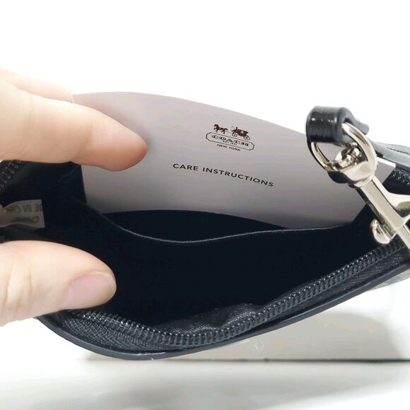 Coach Signature Peyton Wristlet Clutch Pouch Purse NWT Black Gray - Picture 5 of 7